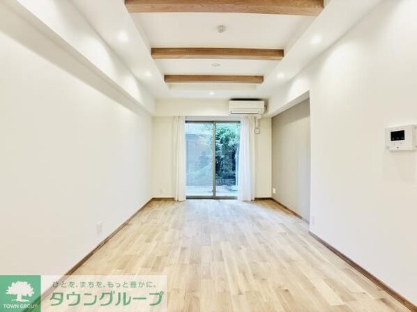 西麻布ホームズの物件内観写真